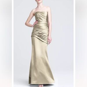 DAVIDS BRIDAL | Long Strapless Satin Dress with Side Ruching Sz US 12